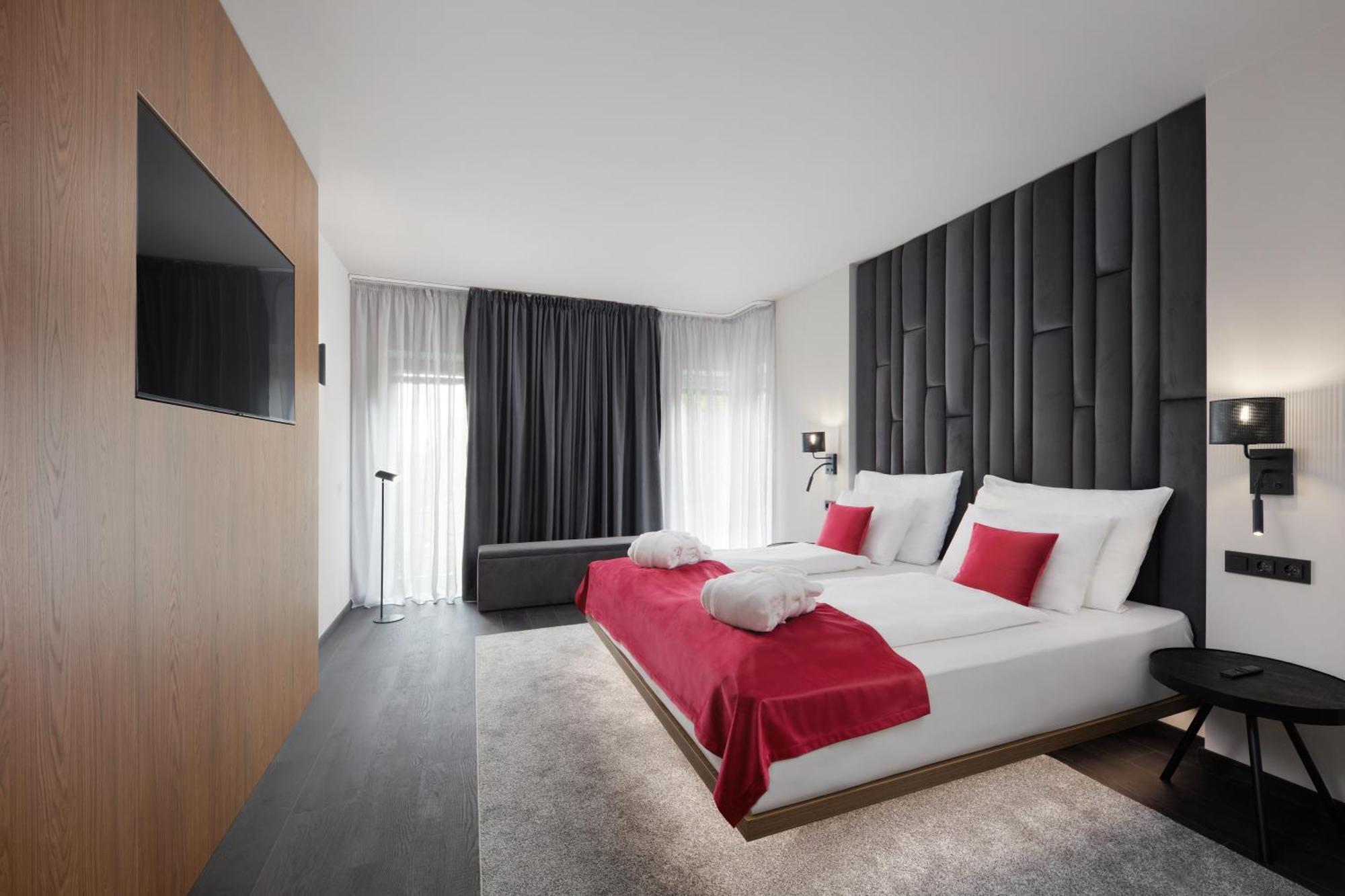 פודבראדי Spa Hotel Felicitas מראה חיצוני תמונה